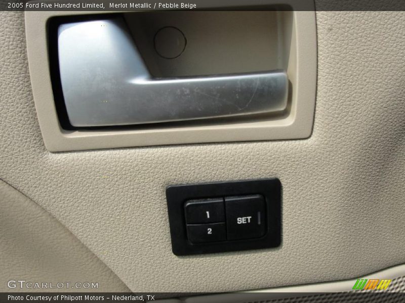 Merlot Metallic / Pebble Beige 2005 Ford Five Hundred Limited
