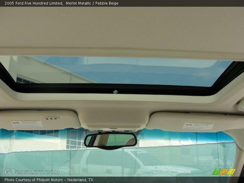 Merlot Metallic / Pebble Beige 2005 Ford Five Hundred Limited