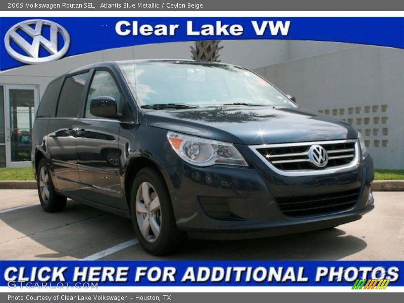 Atlantis Blue Metallic / Ceylon Beige 2009 Volkswagen Routan SEL