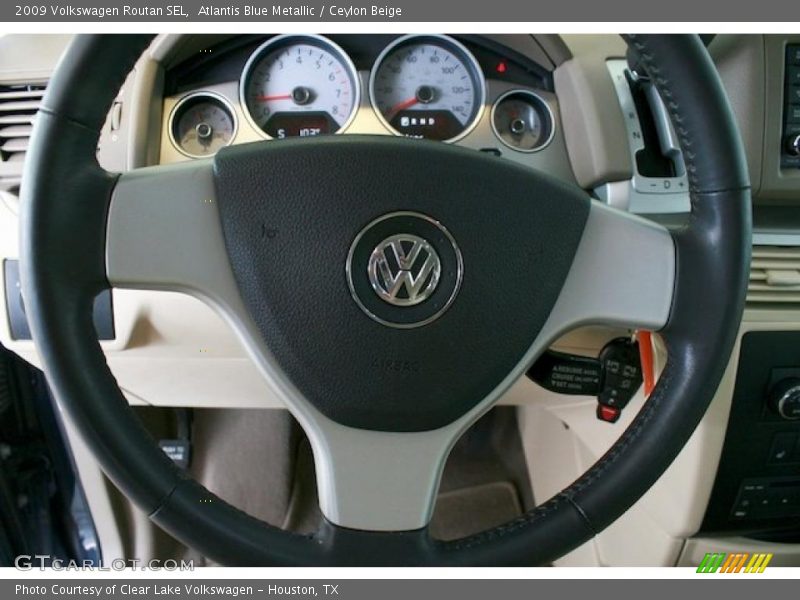 Atlantis Blue Metallic / Ceylon Beige 2009 Volkswagen Routan SEL