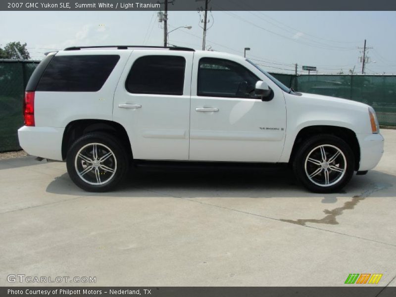 Summit White / Light Titanium 2007 GMC Yukon SLE
