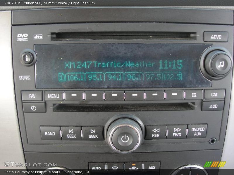 Summit White / Light Titanium 2007 GMC Yukon SLE