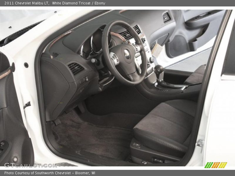 White Diamond Tricoat / Ebony 2011 Chevrolet Malibu LT