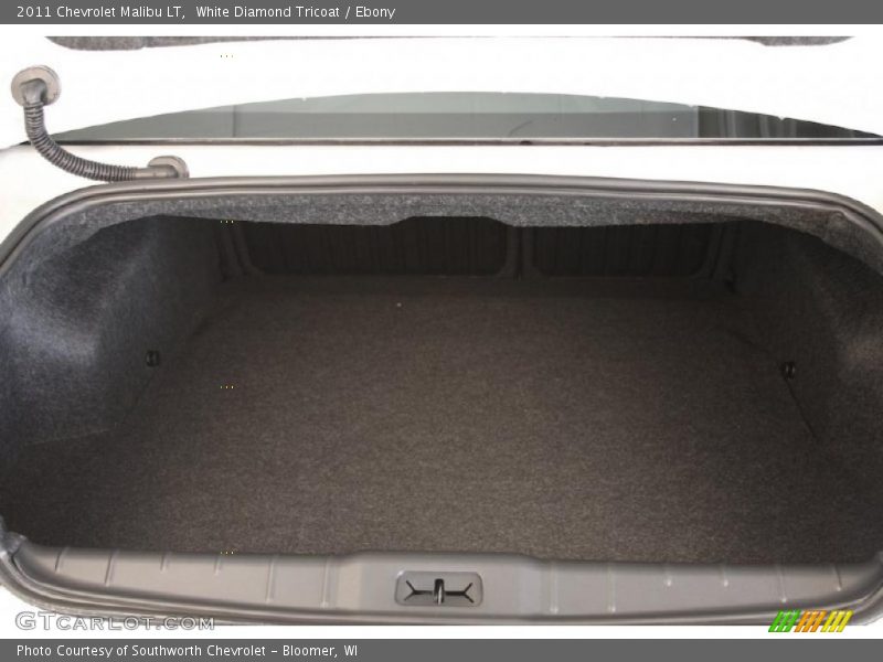 White Diamond Tricoat / Ebony 2011 Chevrolet Malibu LT