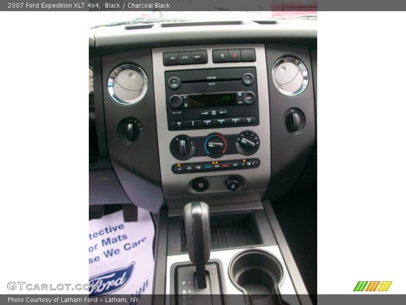 Black / Charcoal Black 2007 Ford Expedition XLT 4x4