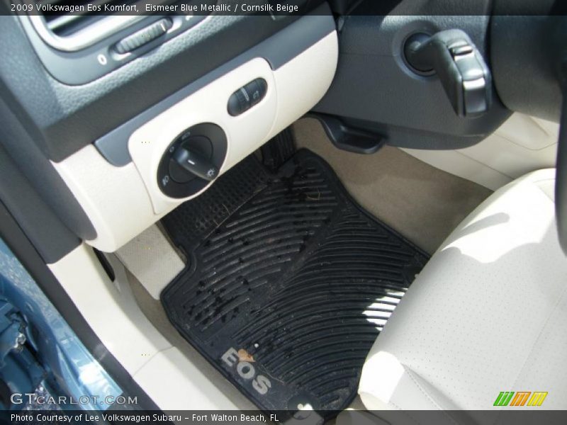 Eismeer Blue Metallic / Cornsilk Beige 2009 Volkswagen Eos Komfort