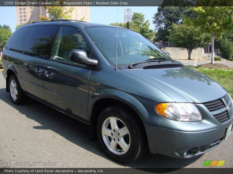 Magnesium Pearl / Medium Slate Gray 2005 Dodge Grand Caravan SXT