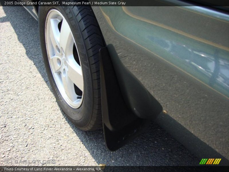 Magnesium Pearl / Medium Slate Gray 2005 Dodge Grand Caravan SXT