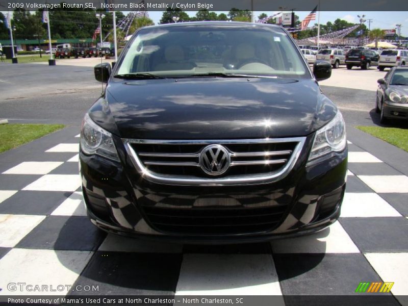 Nocturne Black Metallic / Ceylon Beige 2009 Volkswagen Routan SEL