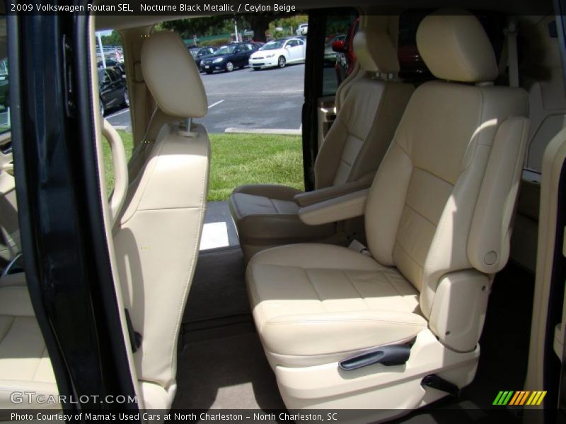 Nocturne Black Metallic / Ceylon Beige 2009 Volkswagen Routan SEL