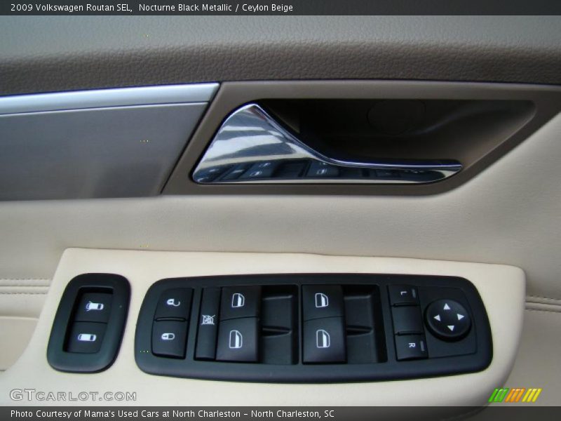Nocturne Black Metallic / Ceylon Beige 2009 Volkswagen Routan SEL