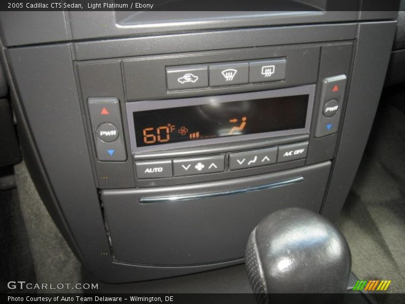 Light Platinum / Ebony 2005 Cadillac CTS Sedan