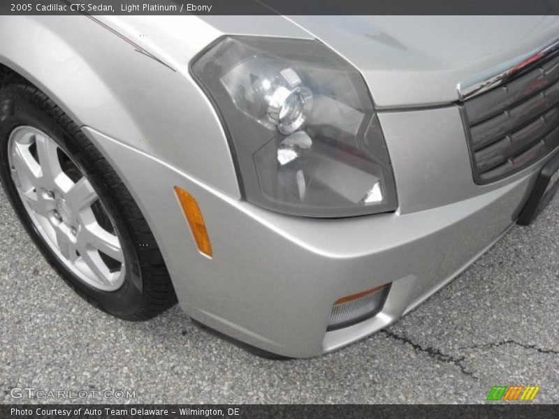 Light Platinum / Ebony 2005 Cadillac CTS Sedan