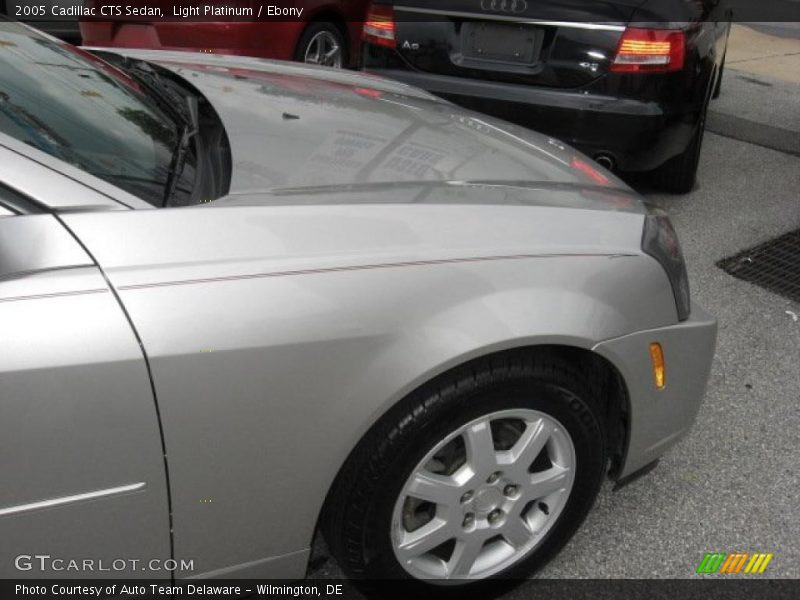 Light Platinum / Ebony 2005 Cadillac CTS Sedan