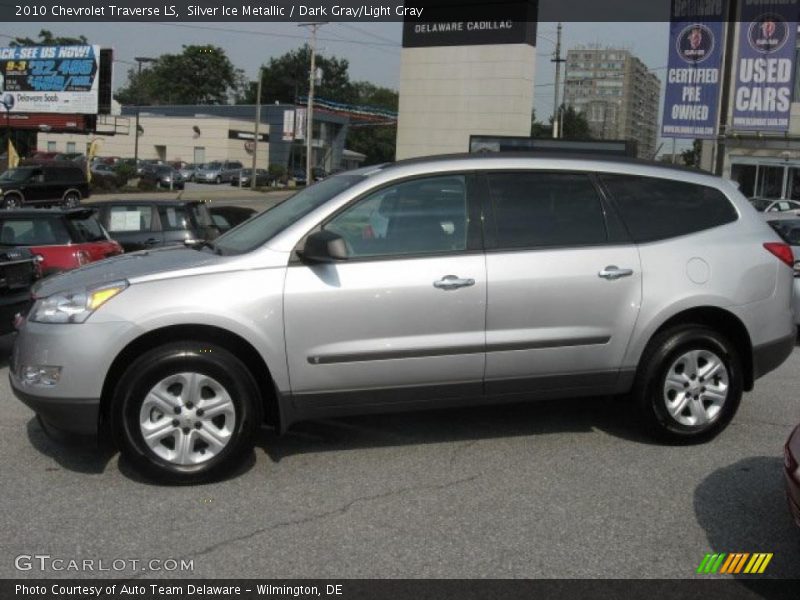 Silver Ice Metallic / Dark Gray/Light Gray 2010 Chevrolet Traverse LS
