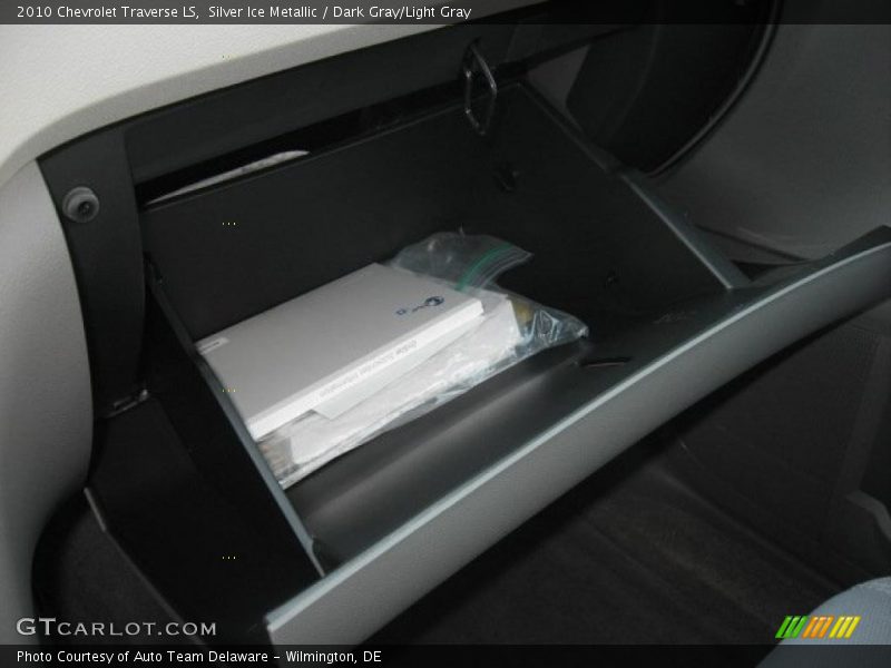 Silver Ice Metallic / Dark Gray/Light Gray 2010 Chevrolet Traverse LS