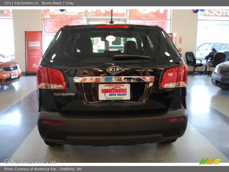 Ebony Black / Gray 2011 Kia Sorento LX