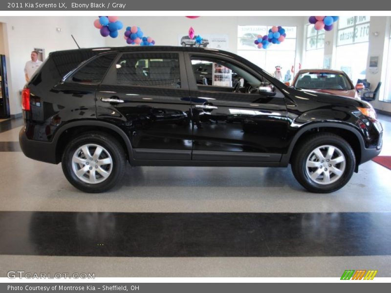 Ebony Black / Gray 2011 Kia Sorento LX