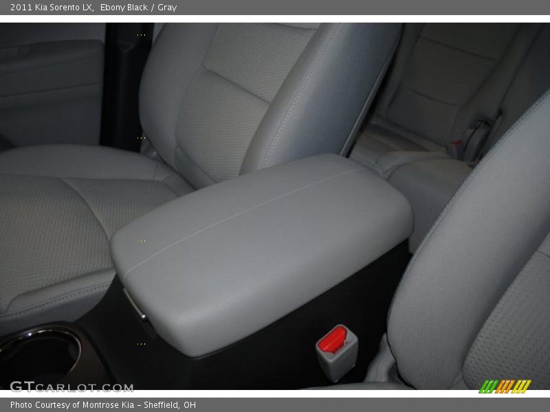 Ebony Black / Gray 2011 Kia Sorento LX