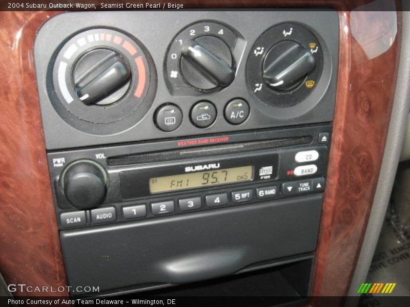 Seamist Green Pearl / Beige 2004 Subaru Outback Wagon