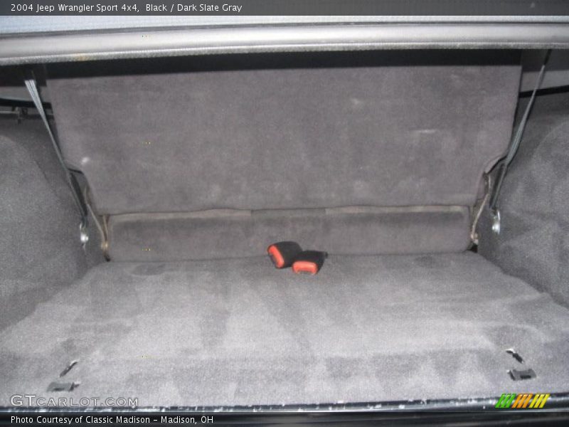 Black / Dark Slate Gray 2004 Jeep Wrangler Sport 4x4