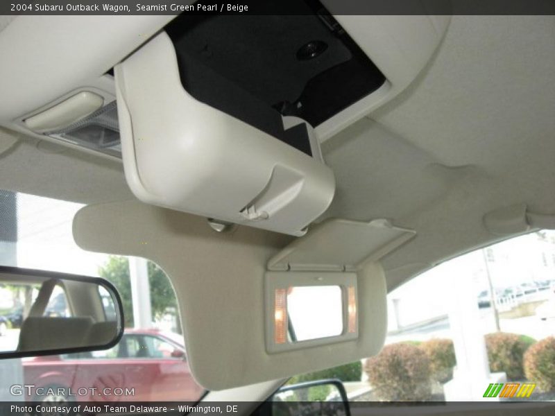 Seamist Green Pearl / Beige 2004 Subaru Outback Wagon