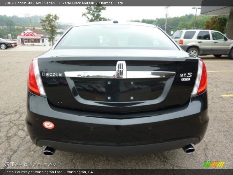 Tuxedo Black Metallic / Charcoal Black 2009 Lincoln MKS AWD Sedan