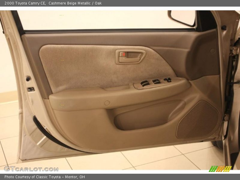 Cashmere Beige Metallic / Oak 2000 Toyota Camry CE
