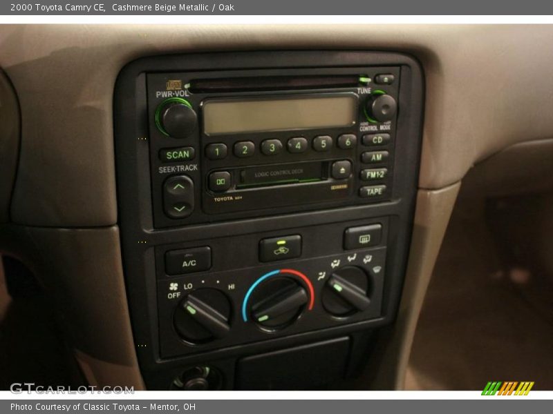 Cashmere Beige Metallic / Oak 2000 Toyota Camry CE