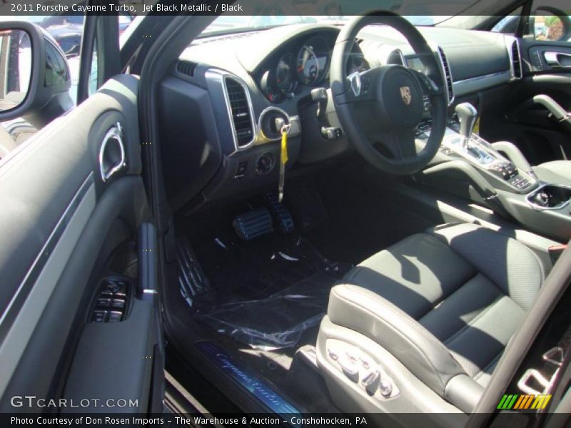 Jet Black Metallic / Black 2011 Porsche Cayenne Turbo