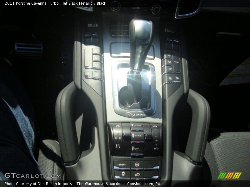 Jet Black Metallic / Black 2011 Porsche Cayenne Turbo