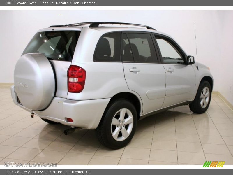 Titanium Metallic / Dark Charcoal 2005 Toyota RAV4