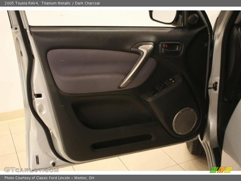 Titanium Metallic / Dark Charcoal 2005 Toyota RAV4