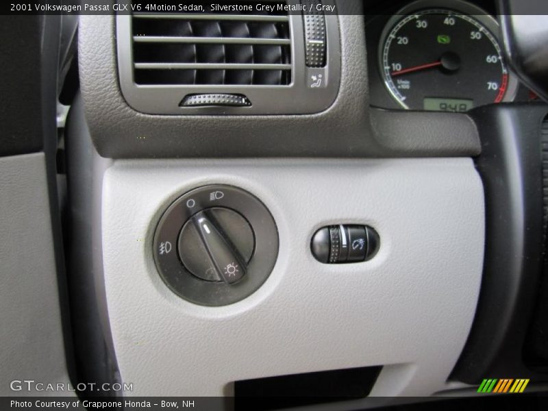 Silverstone Grey Metallic / Gray 2001 Volkswagen Passat GLX V6 4Motion Sedan