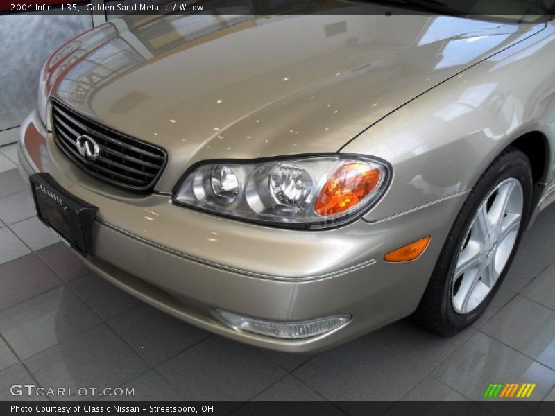 Golden Sand Metallic / Willow 2004 Infiniti I 35