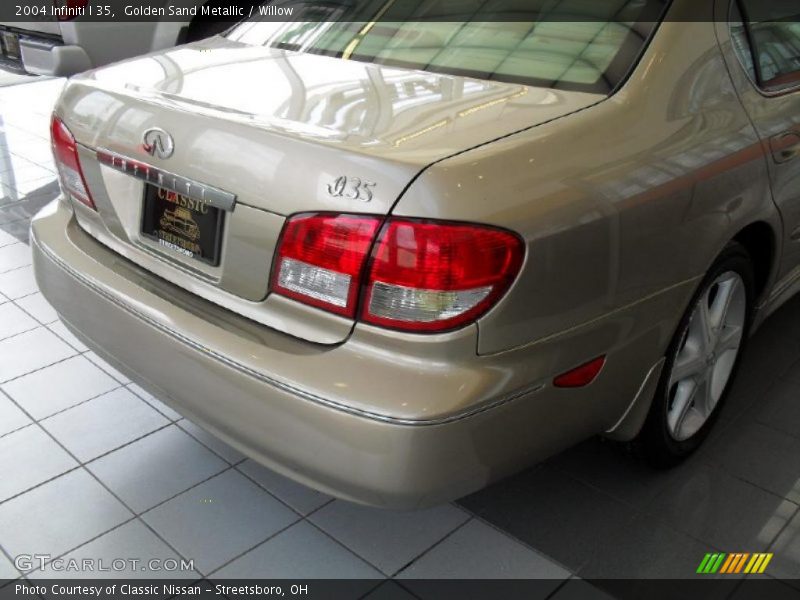 Golden Sand Metallic / Willow 2004 Infiniti I 35