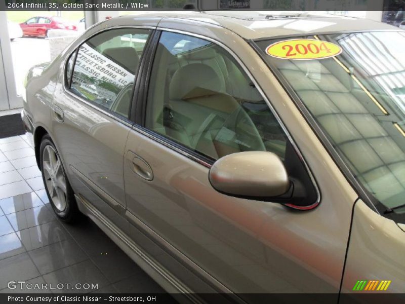 Golden Sand Metallic / Willow 2004 Infiniti I 35