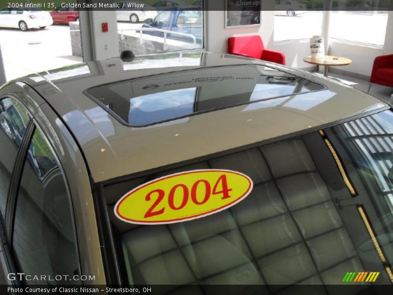Golden Sand Metallic / Willow 2004 Infiniti I 35