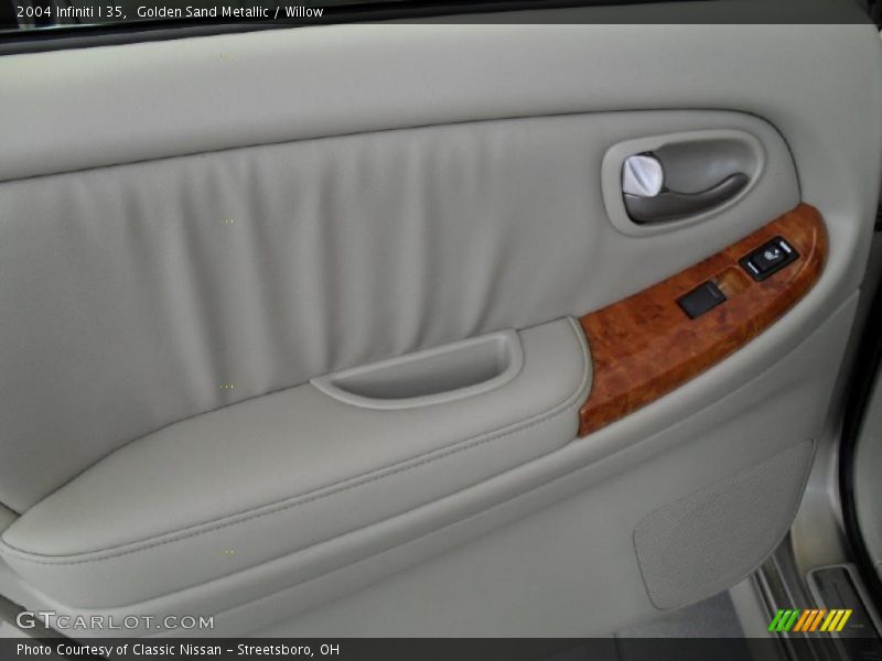 Golden Sand Metallic / Willow 2004 Infiniti I 35