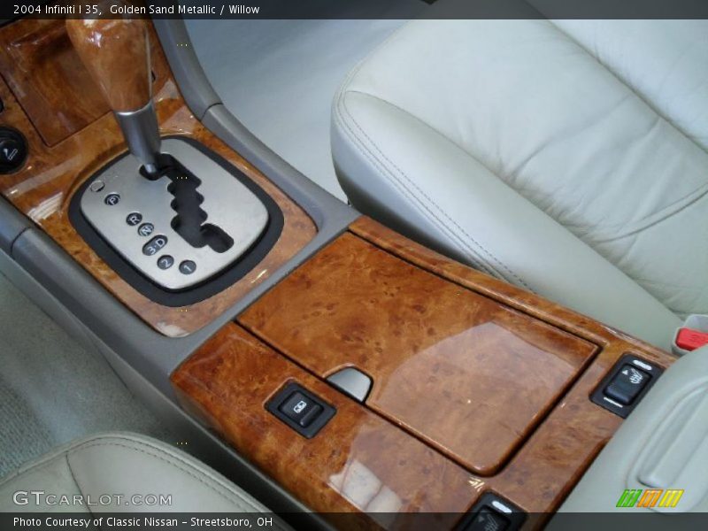 Golden Sand Metallic / Willow 2004 Infiniti I 35