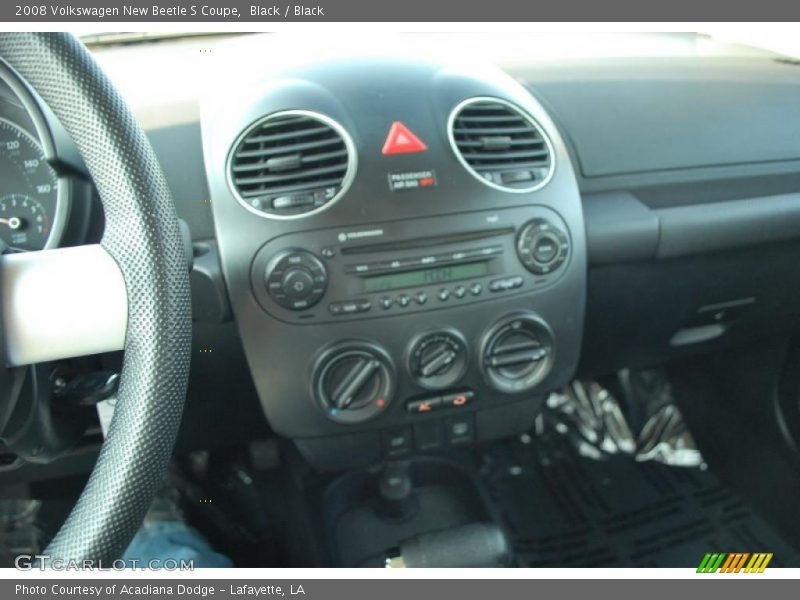 Black / Black 2008 Volkswagen New Beetle S Coupe