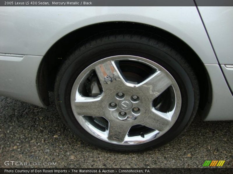 Mercury Metallic / Black 2005 Lexus LS 430 Sedan