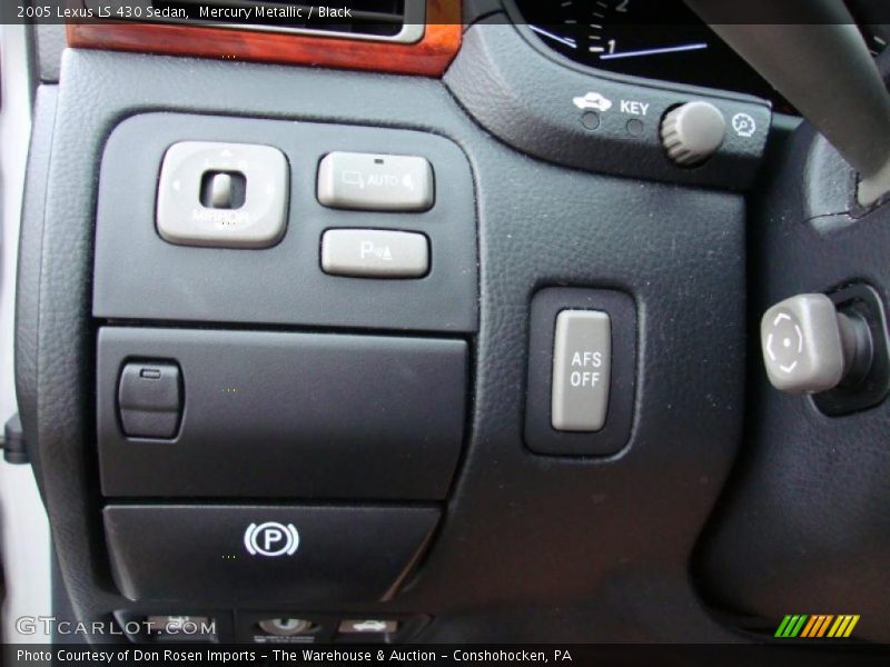 Mercury Metallic / Black 2005 Lexus LS 430 Sedan