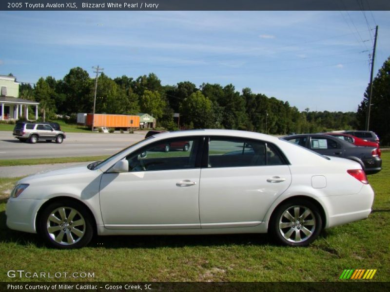 Blizzard White Pearl / Ivory 2005 Toyota Avalon XLS