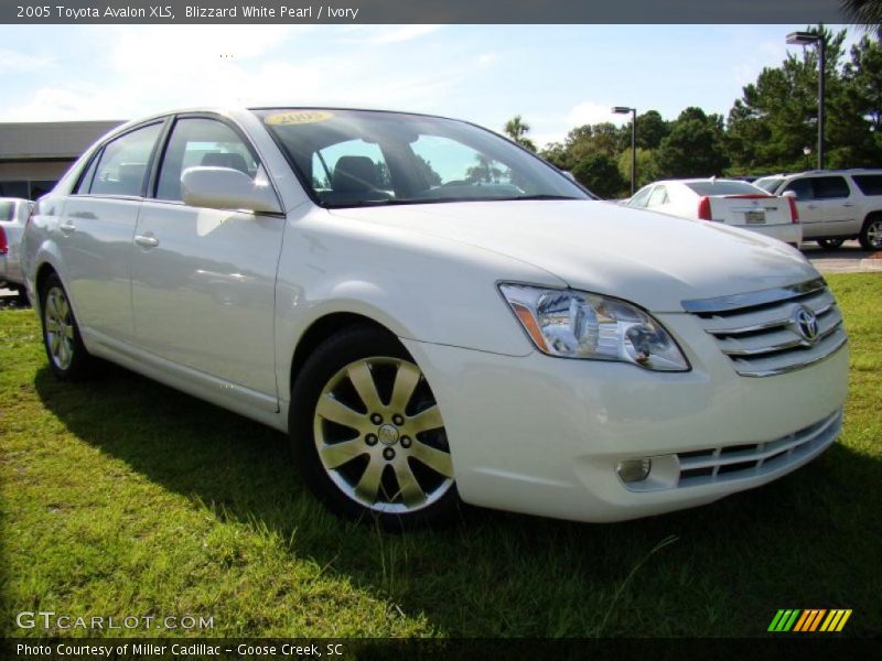 Blizzard White Pearl / Ivory 2005 Toyota Avalon XLS