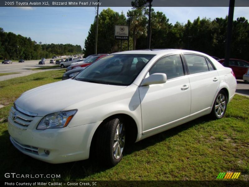 Blizzard White Pearl / Ivory 2005 Toyota Avalon XLS