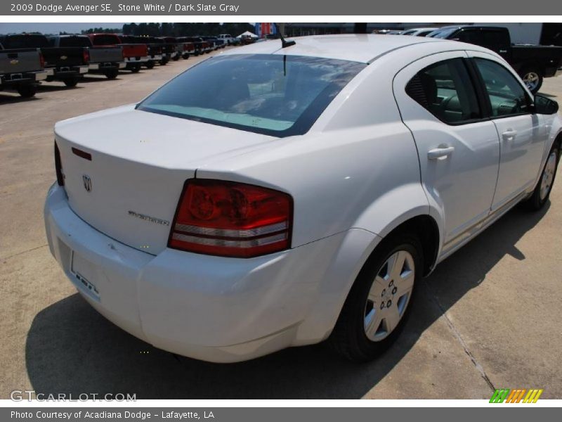 Stone White / Dark Slate Gray 2009 Dodge Avenger SE