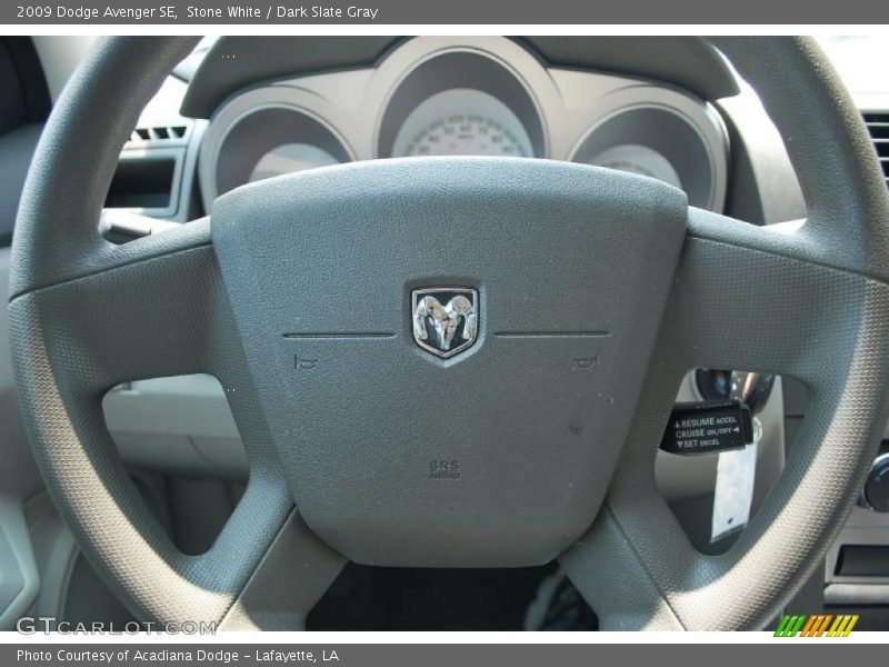 Stone White / Dark Slate Gray 2009 Dodge Avenger SE