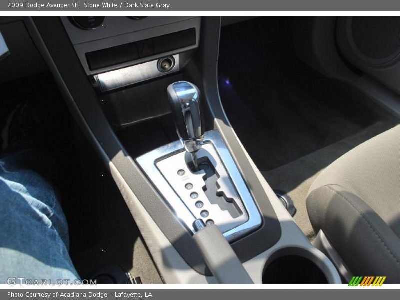 Stone White / Dark Slate Gray 2009 Dodge Avenger SE