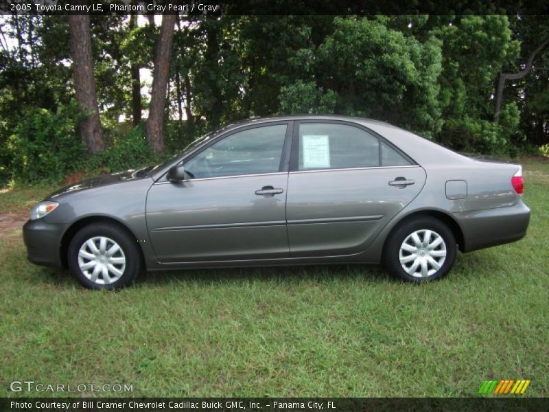 Phantom Gray Pearl / Gray 2005 Toyota Camry LE